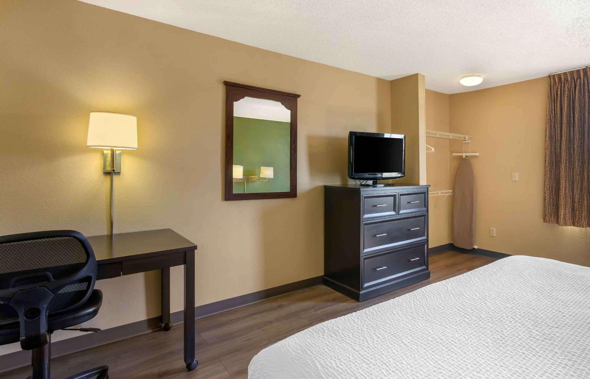 Extended Stay America Suites - St Petersburg - Clearwater - Executive Dr Largo Exterior foto
