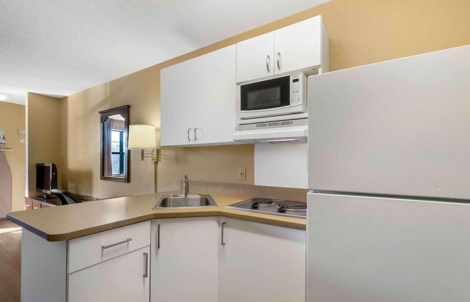 Extended Stay America Suites - St Petersburg - Clearwater - Executive Dr Largo Exterior foto
