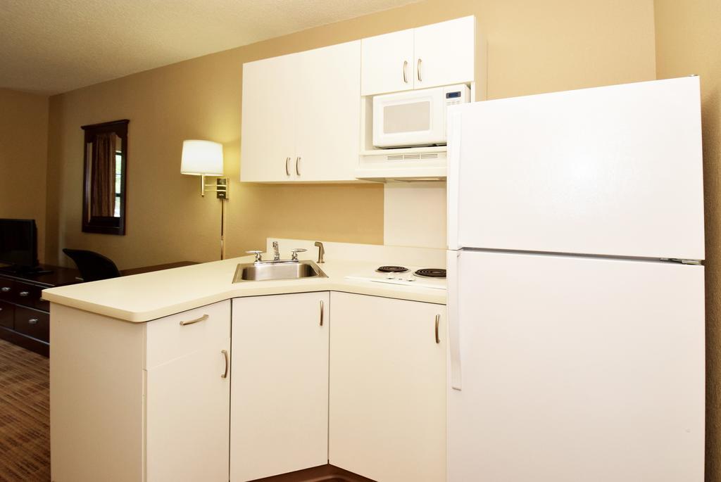 Extended Stay America Suites - St Petersburg - Clearwater - Executive Dr Largo Exterior foto