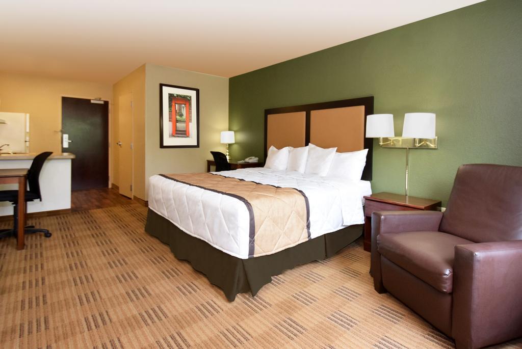Extended Stay America Suites - St Petersburg - Clearwater - Executive Dr Largo Exterior foto